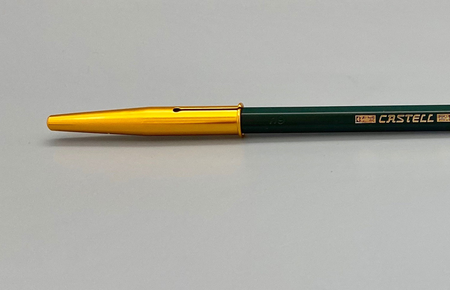 kutsuwa coloured pencil caps