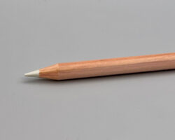 caran d'ache white blender pencil
