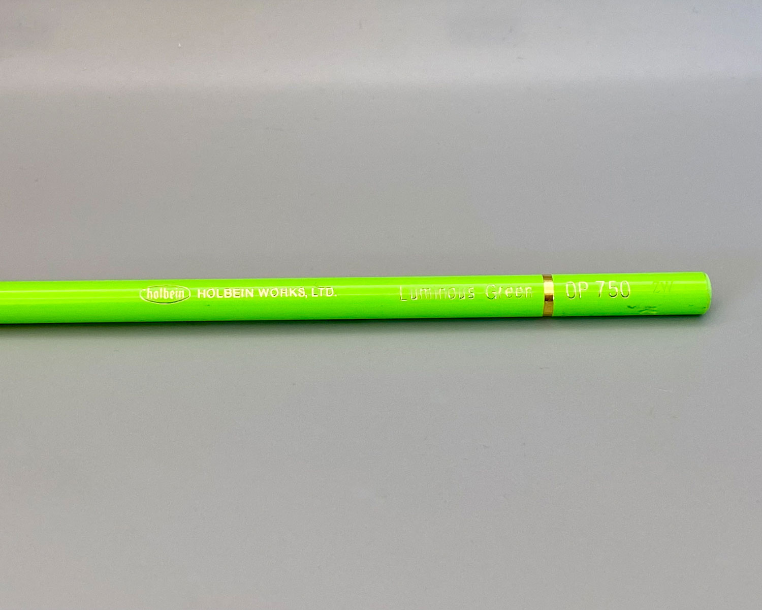 holbein luminous pencils