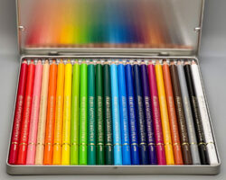 holbein coloured pencils